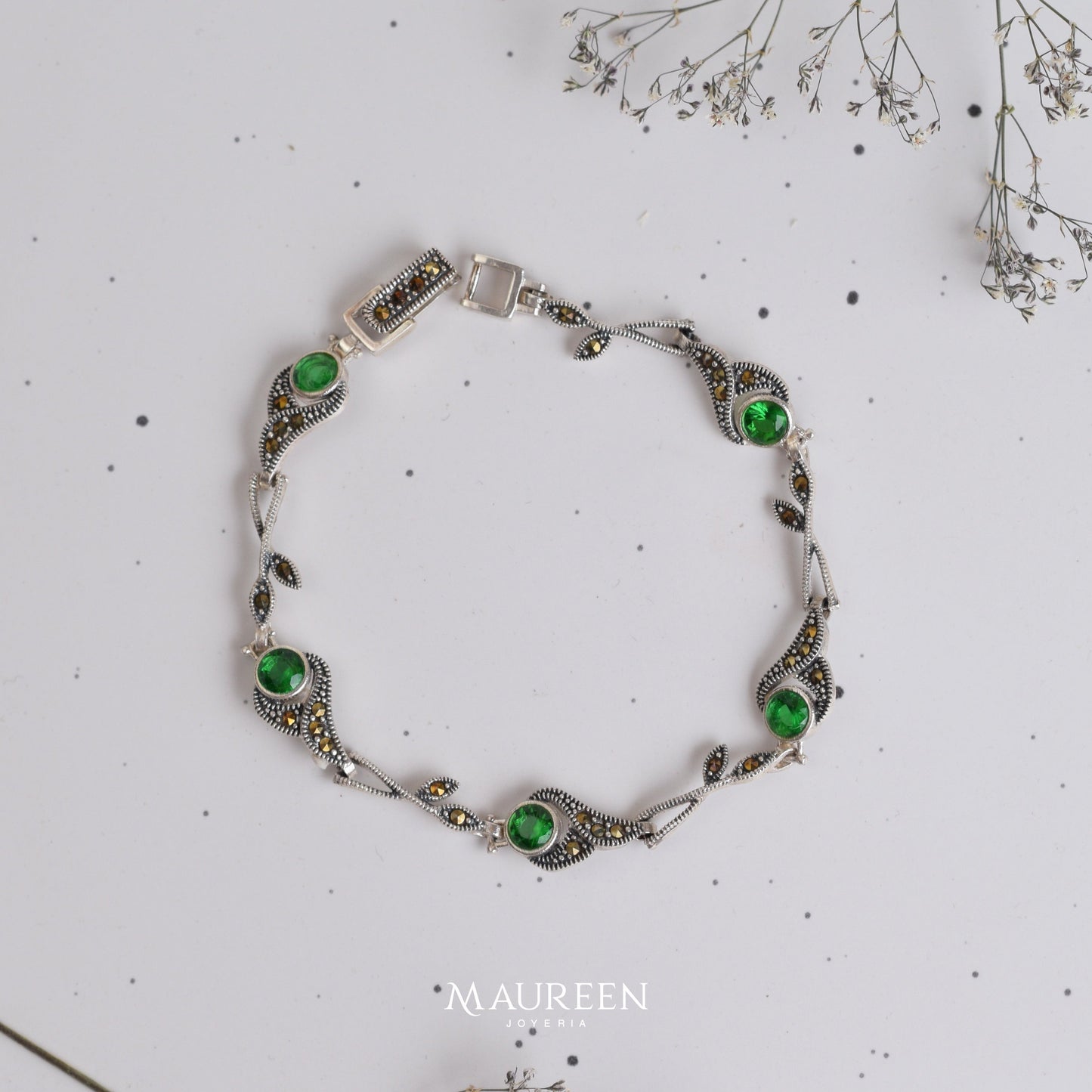 Pulsera de marquesita con hojas y piedra esmeralda - Plata