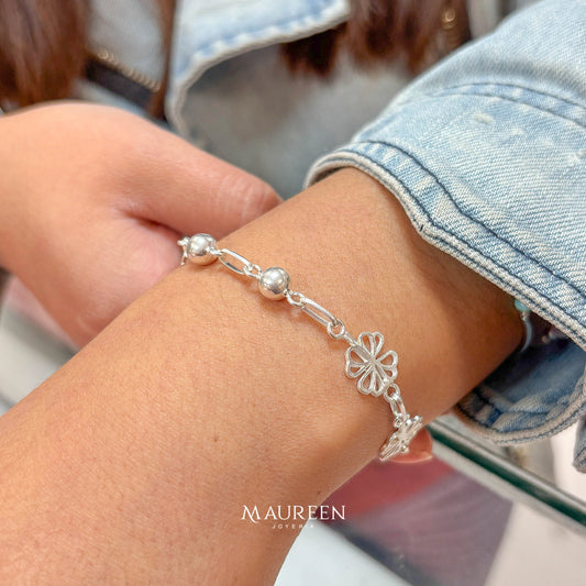 Pulsera flor 4 petalos calados y esferas -  Plata