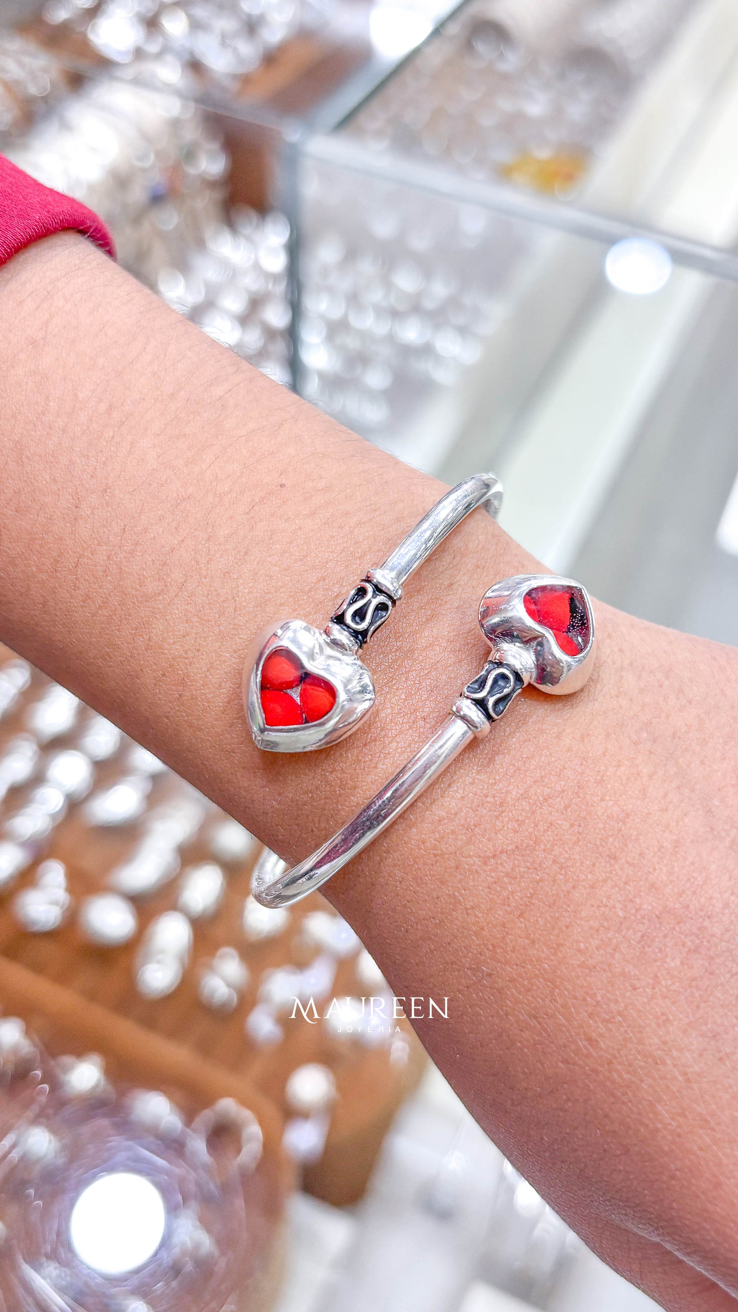 Puñera corazon con huayruro encapsulado - plata