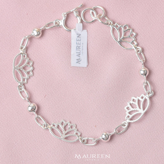 Pulsera flor de loto con esfera  - Plata