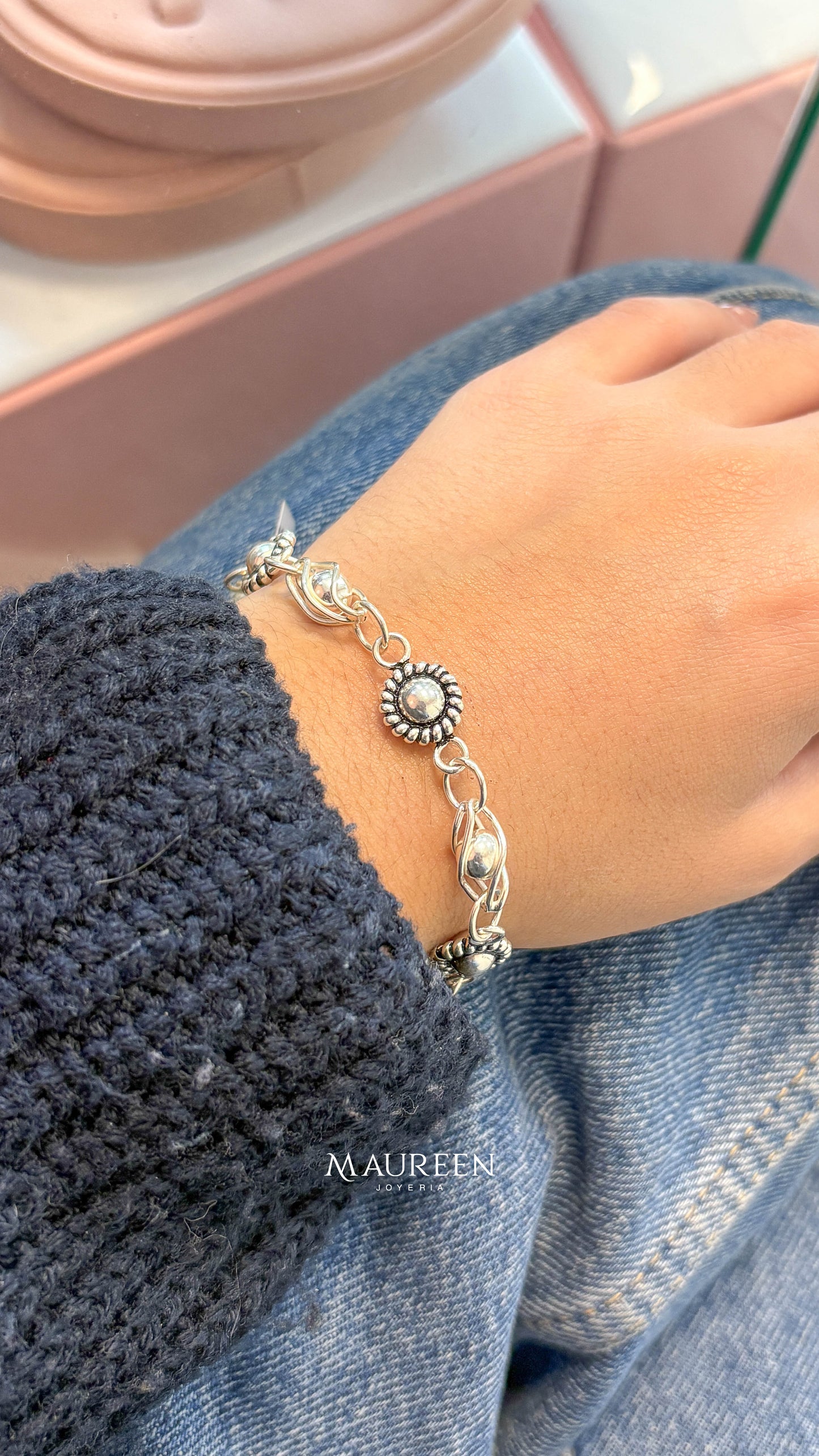 Pulsera flor plata quemada con esferas encapsuladas - plata