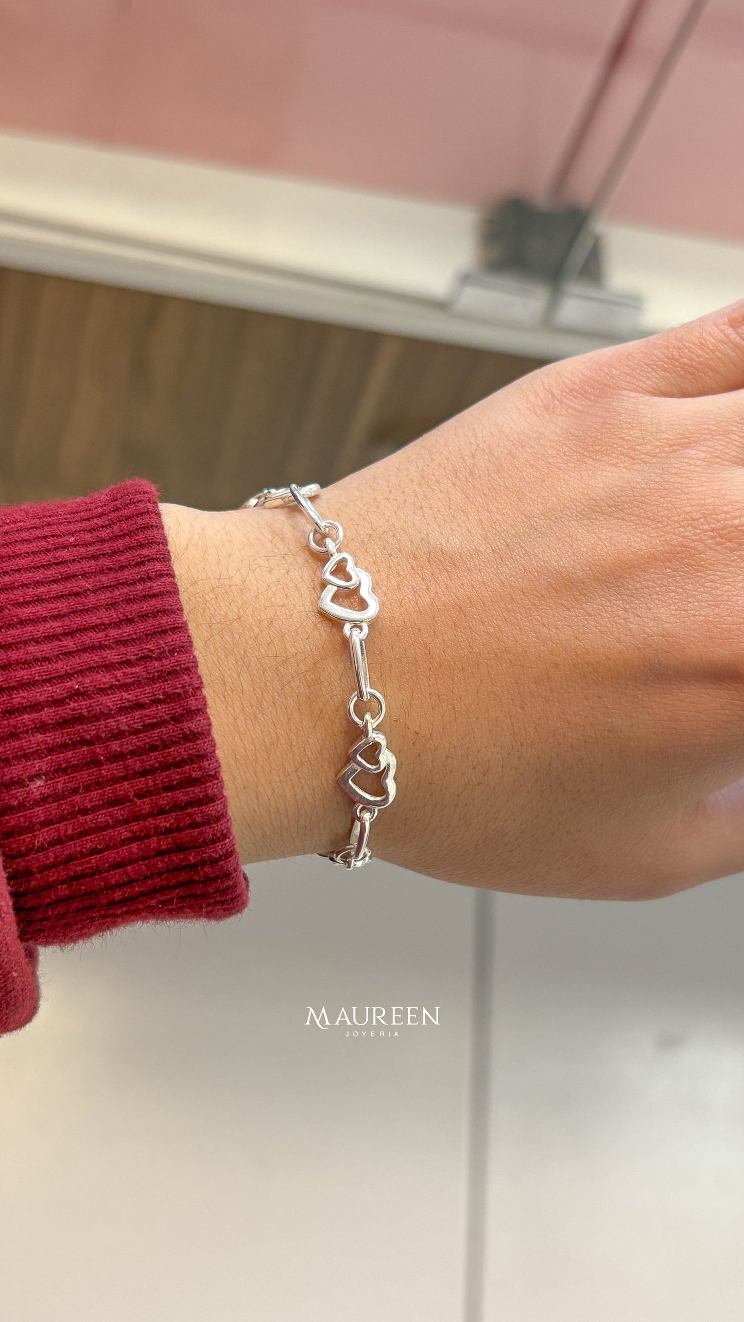 Pulsera corazon pequeño junto a corazon grande - plata