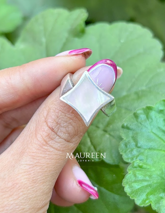 Anillo rombo piedra natural nacar  - Plata
