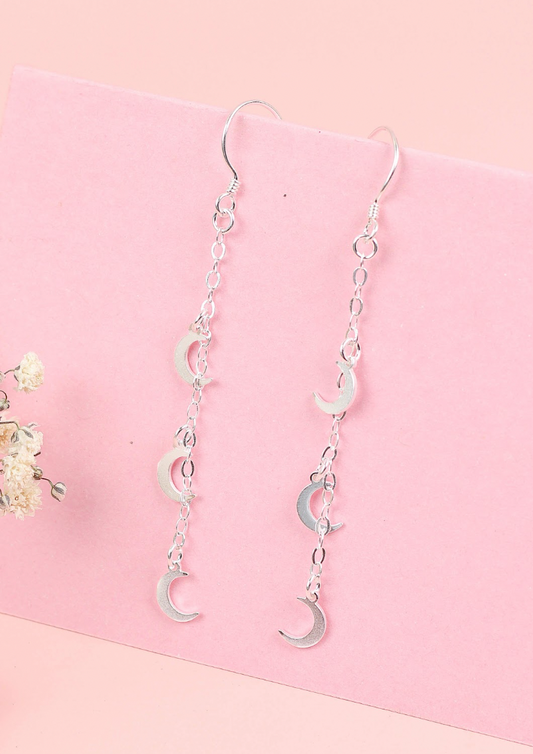 Arete colgante cadena roll on con 3 dijes de luna - Plata