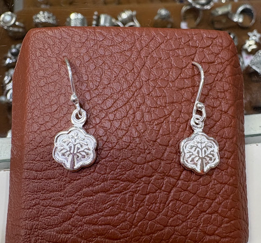 Arete arbol de la vida contorno flor colgante - Plata