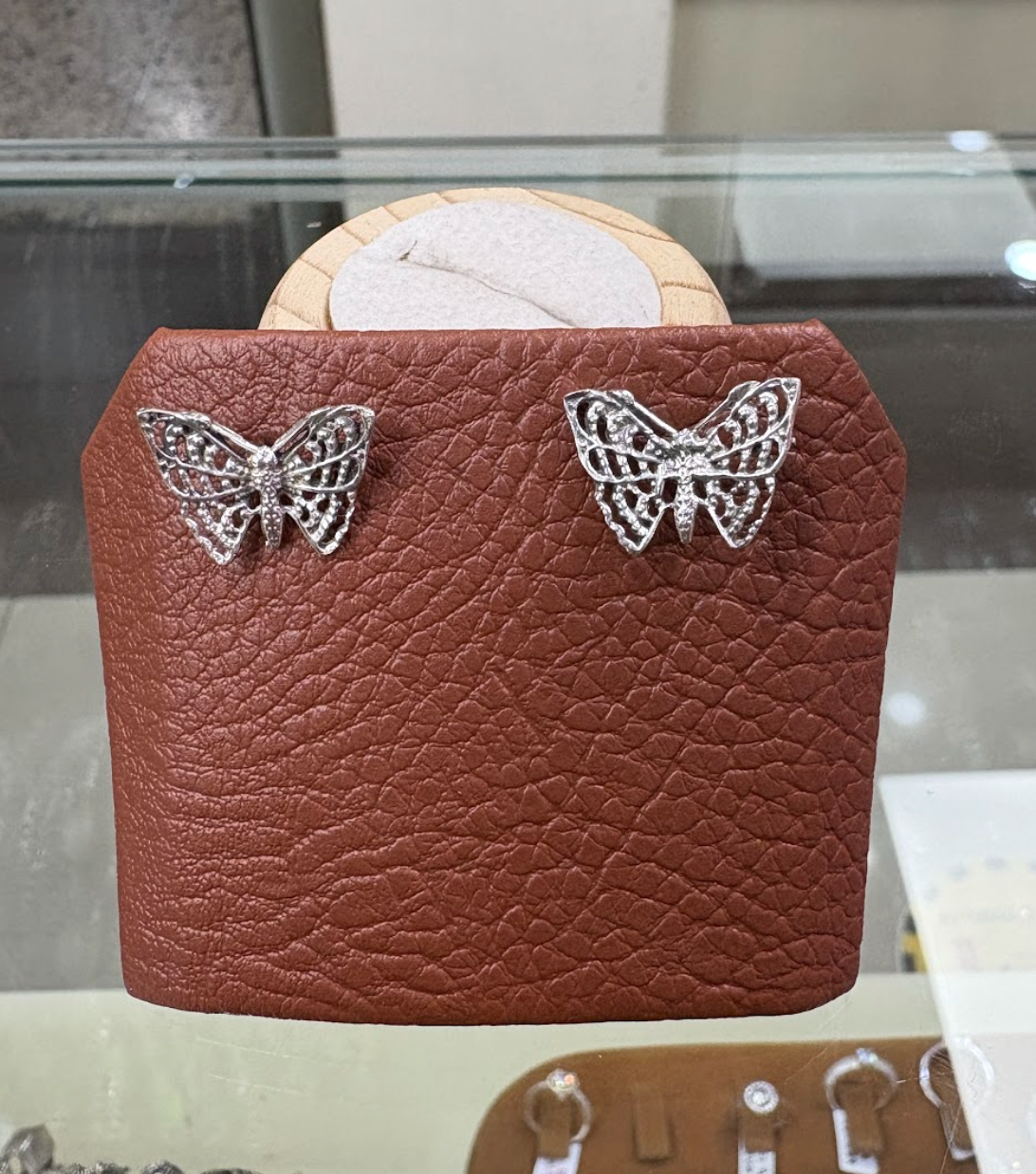 Arete mariposa filigrana - Plata quemada