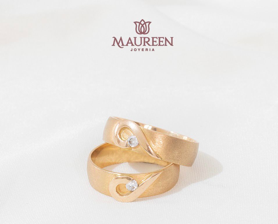 Aros de matrimonio corazon con circon - Oro