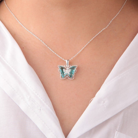 Collar mariposa turquesa con circones  - Plata