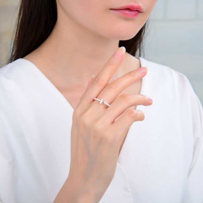 Anillo denario cruz con circones - Plata